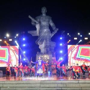 Tri ân người có công khai mở vùng đất Hà Tiên